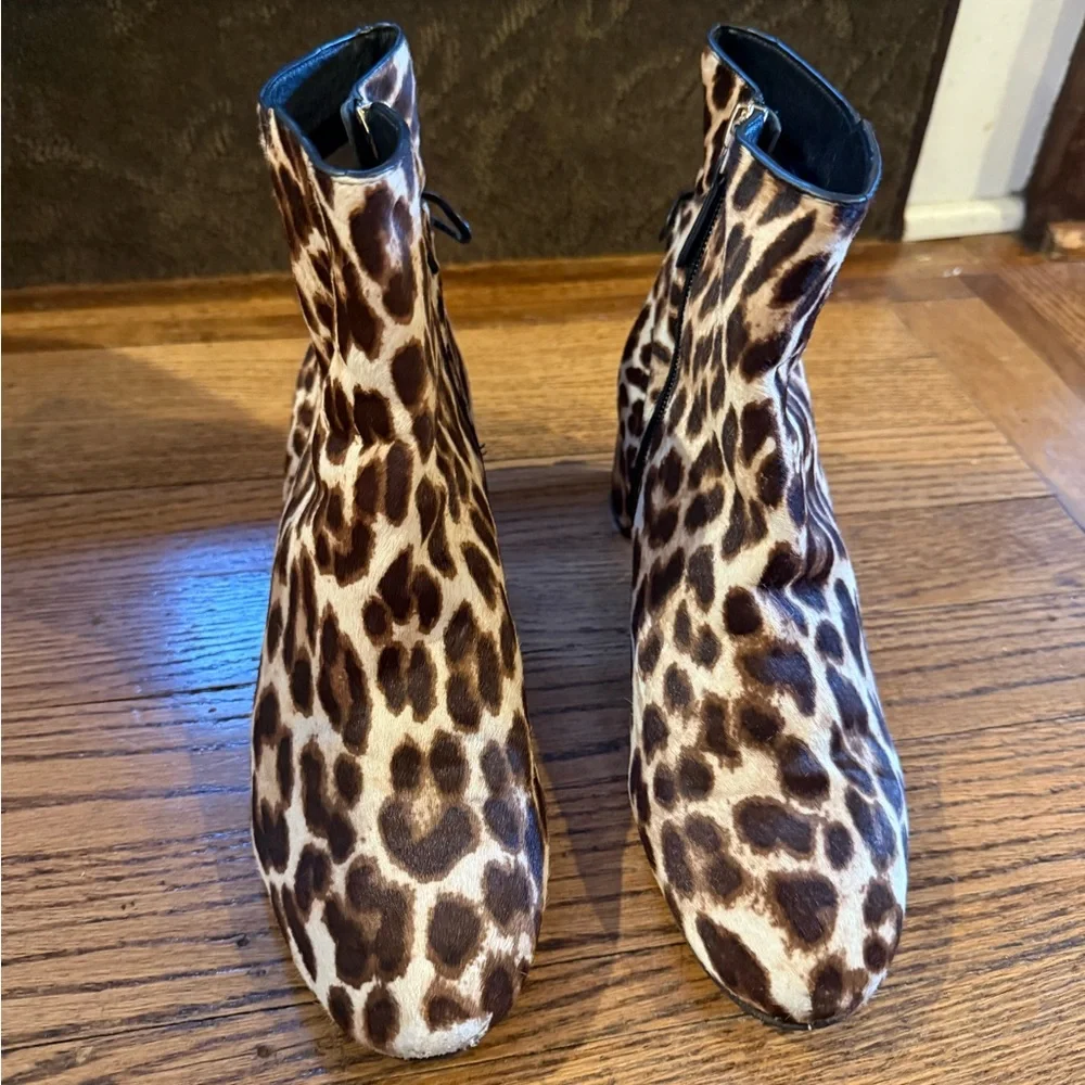 Tory Burch Leopard Print Ankle Boots - Picture 1 of 7